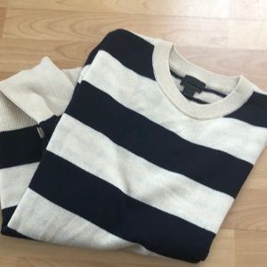 J crew 100% cashmere sweater.